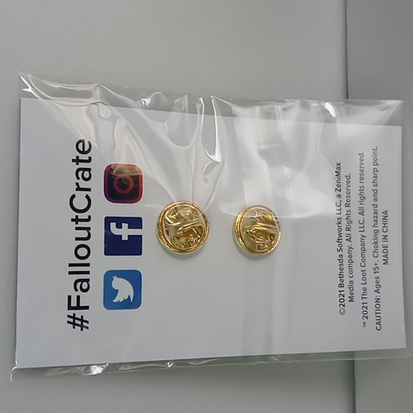 NIP Fallout Pin #22 - Picture 3 of 3